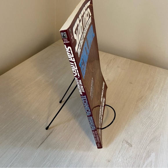 Star Trek The Next Generation Technical Manual Michael Okuda Rick Sternbach 1991 - Picture 2 of 8